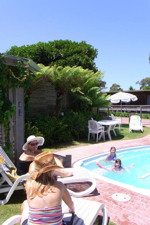 Lazy Acre Log Cabins Lakes Entrance Exteriér fotografie