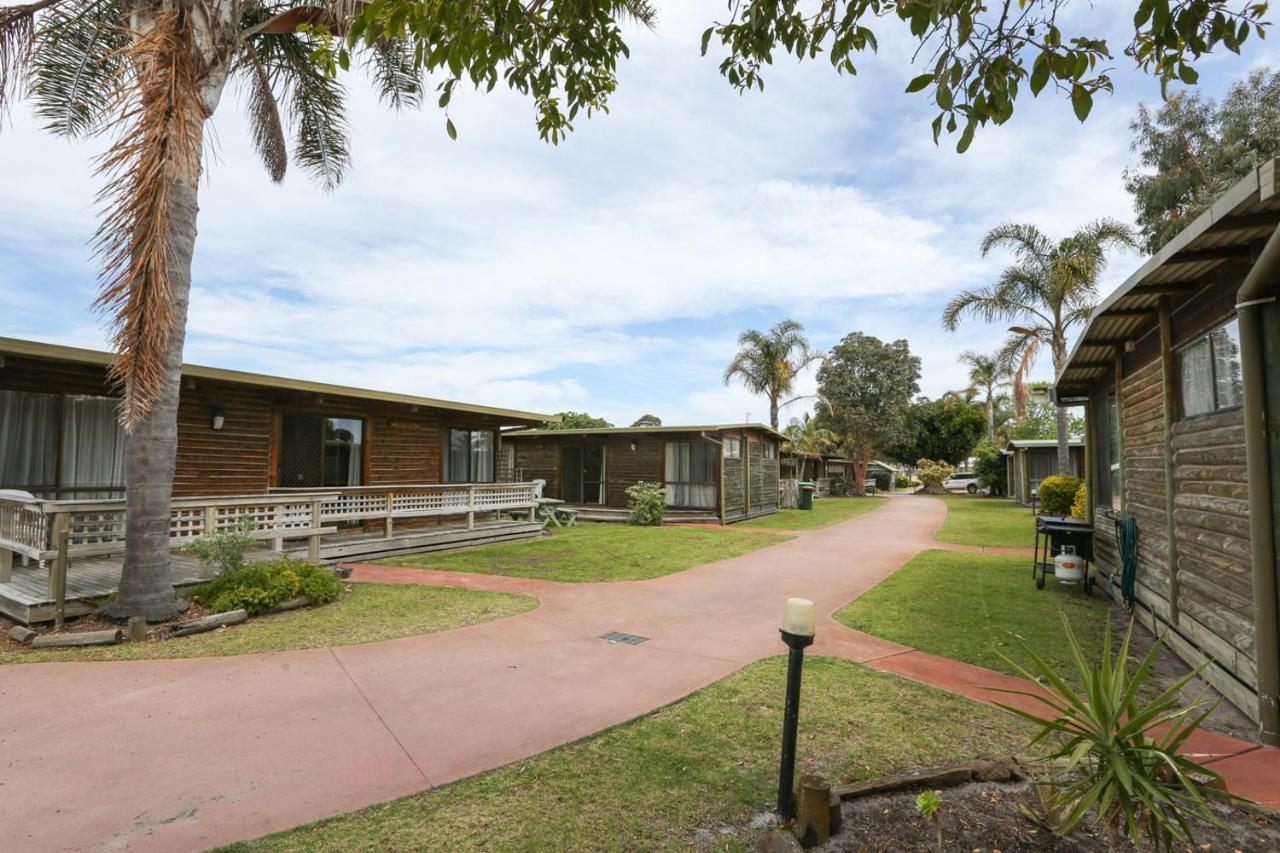 Lazy Acre Log Cabins Lakes Entrance Exteriér fotografie