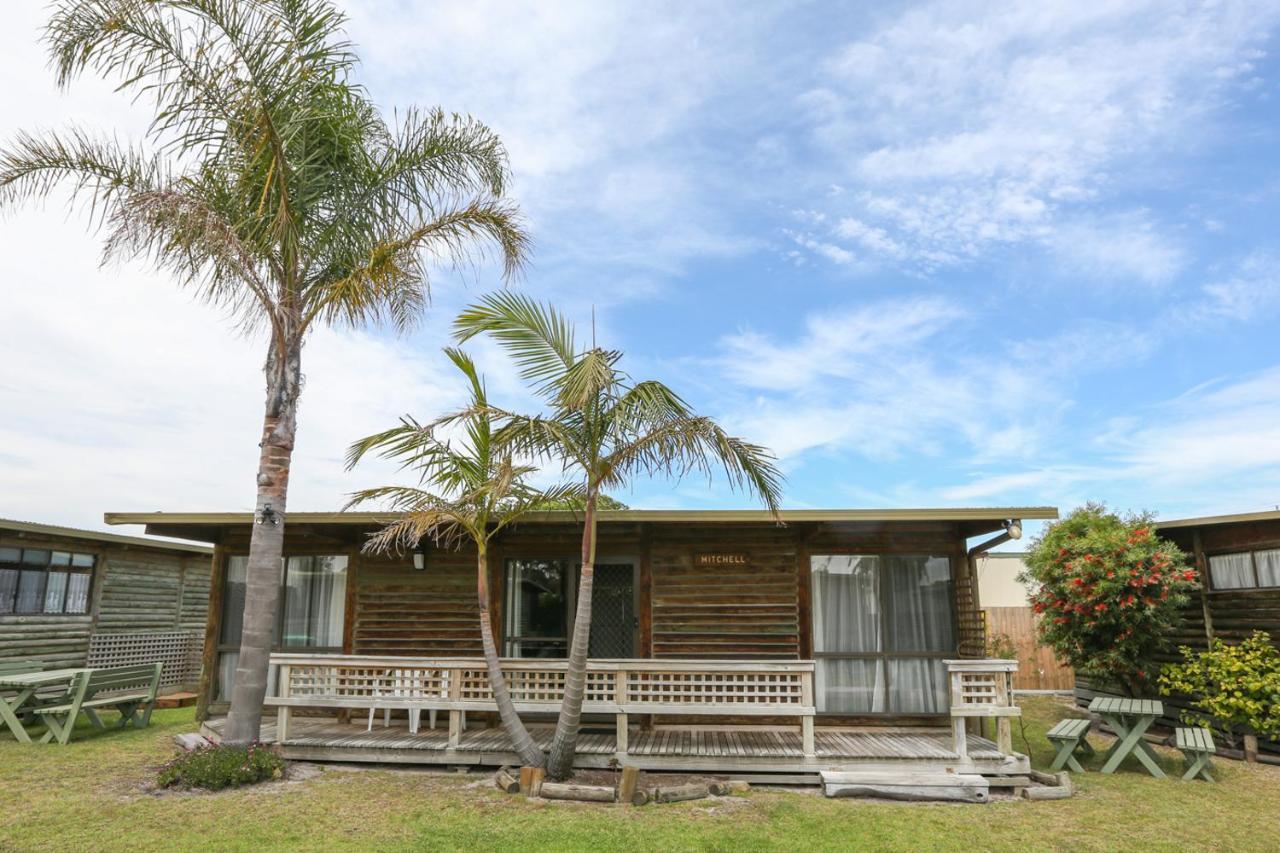 Lazy Acre Log Cabins Lakes Entrance Exteriér fotografie