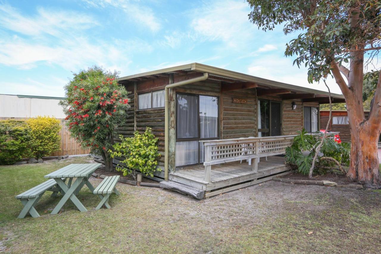 Lazy Acre Log Cabins Lakes Entrance Exteriér fotografie