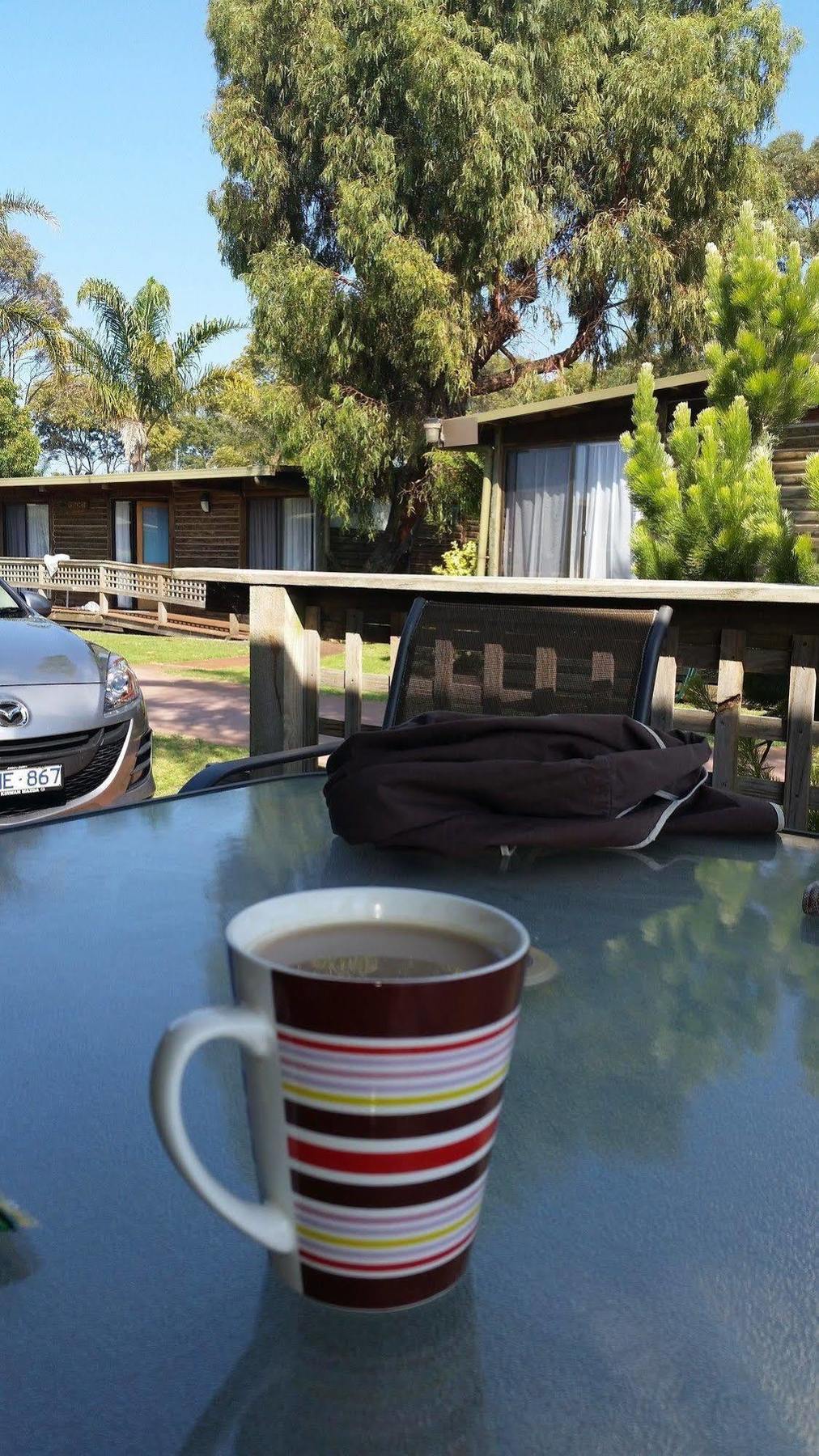 Lazy Acre Log Cabins Lakes Entrance Exteriér fotografie
